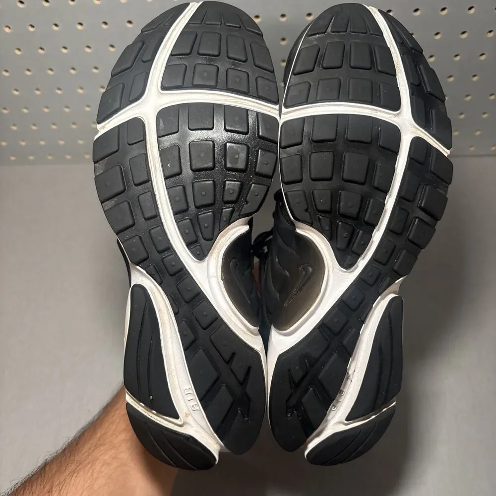 Nike Air Presto Shoes Womens Size 8 Black White Sneakers Athletic Gym 878068-001